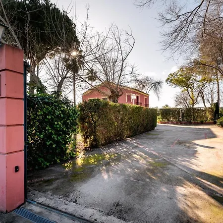 Lucrecia Villa Morón de la Frontera